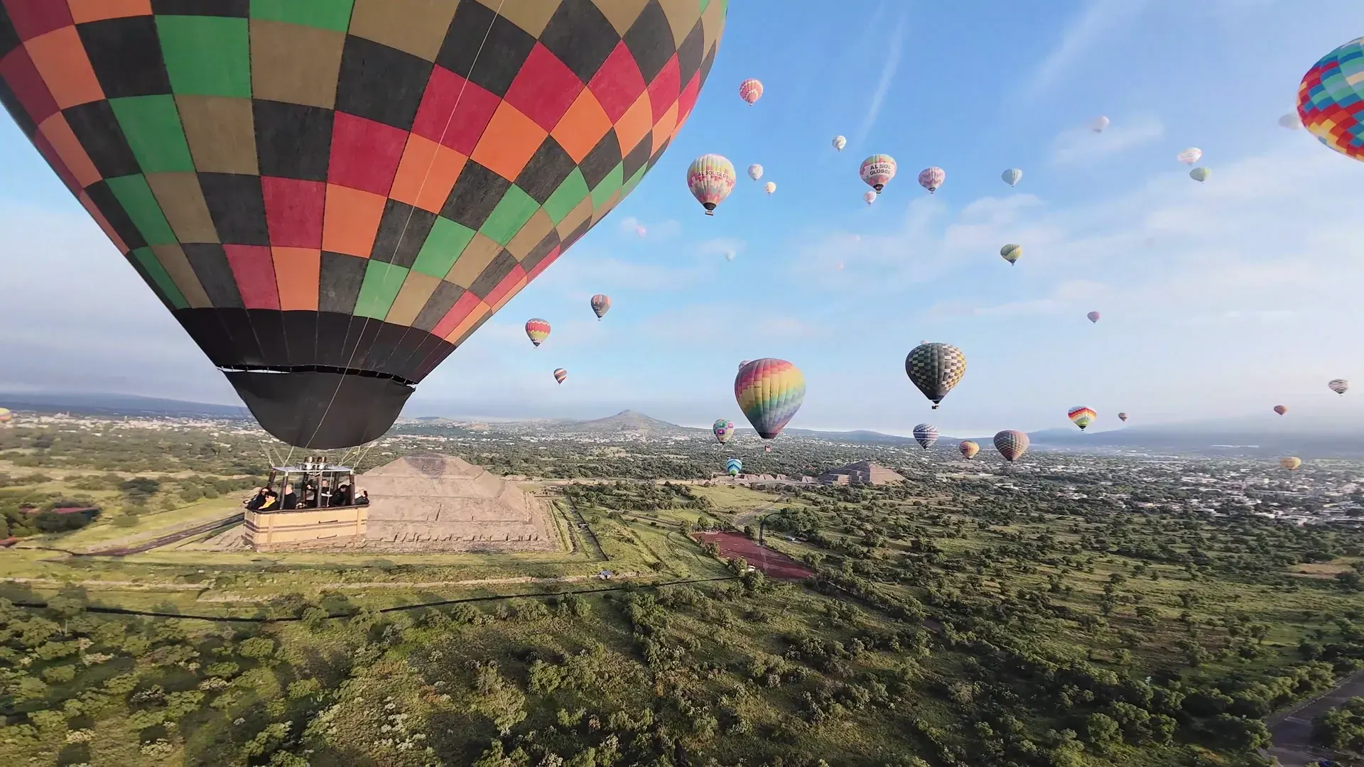 Magic Balloons balloons over the Teotihuacan valley at sunrise